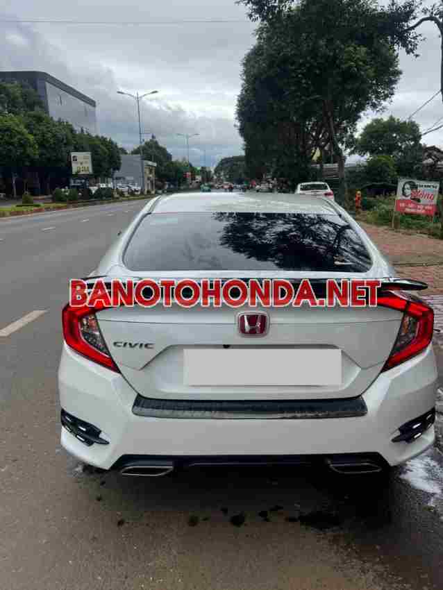 Cần bán gấp Honda Civic G 1.8 AT đời 2021, màu Trắng