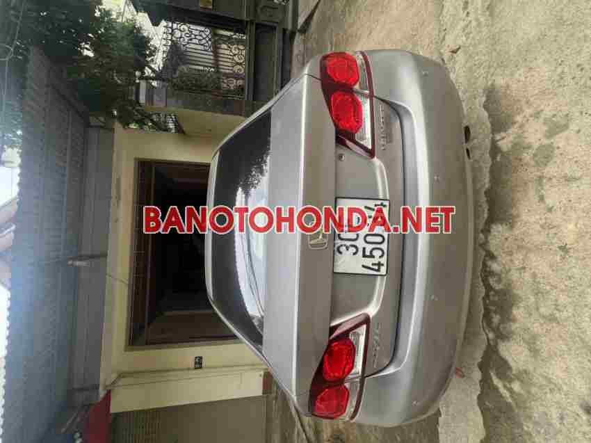 Cần bán xe Honda Civic 1.8 MT 2010 Số tay