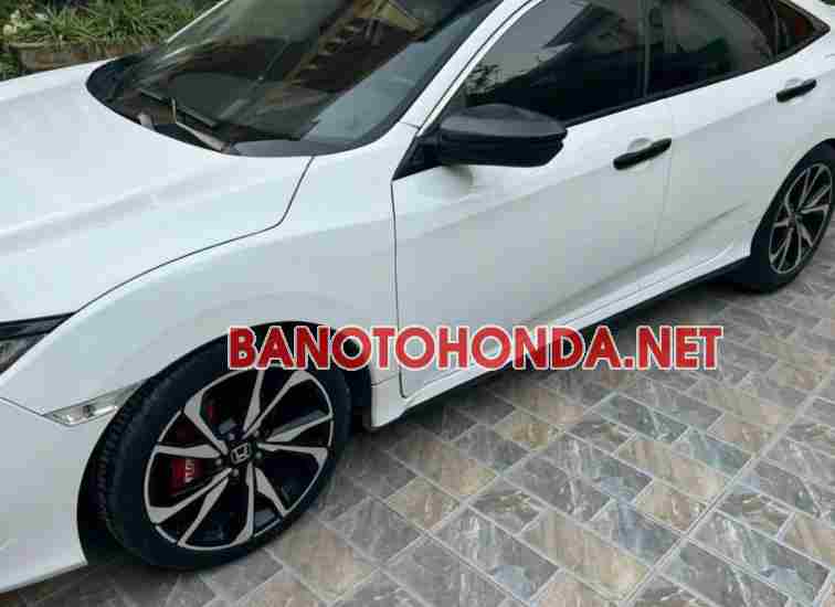 Cần bán xe Honda Civic RS 1.5 AT 2019, xe đẹp