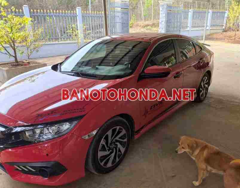 Cần bán xe Honda Civic 1.8 E màu Đỏ 2018