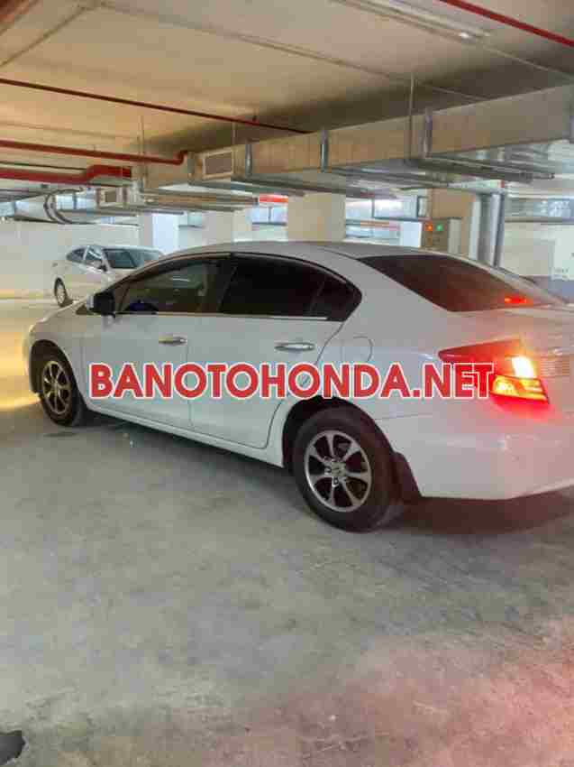 Cần bán xe Honda Civic 1.8 AT năm 2012 màu Trắng cực đẹp