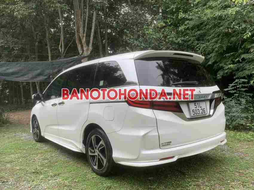 Cần bán gấp xe Honda Odyssey 2.4 AT năm 2016, màu Trắng, Số tự động