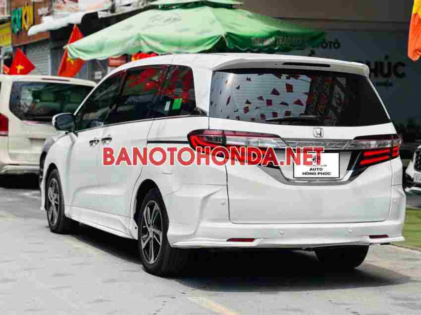 Cần bán Honda Odyssey 2.4 AT Máy xăng 2016 màu Trắng