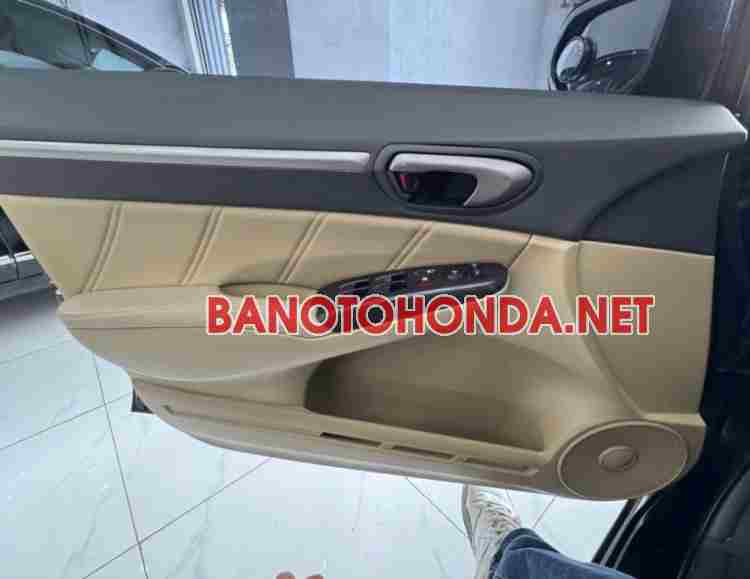 Cần bán gấp Honda Civic 1.8 AT đời 2009, màu Đen