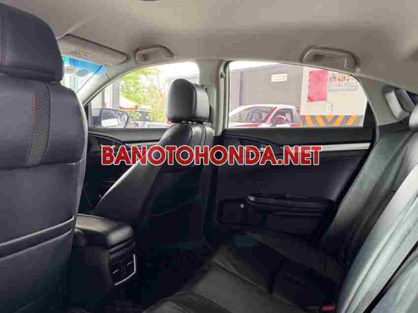Cần bán gấp Honda Civic RS 1.5 AT năm 2019 giá cực tốt