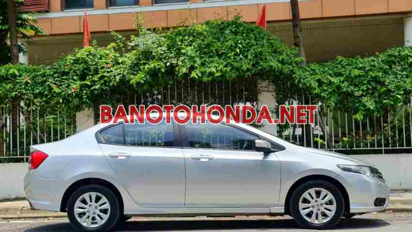 Cần bán Honda City 1.5 AT 2014 - Số tự động