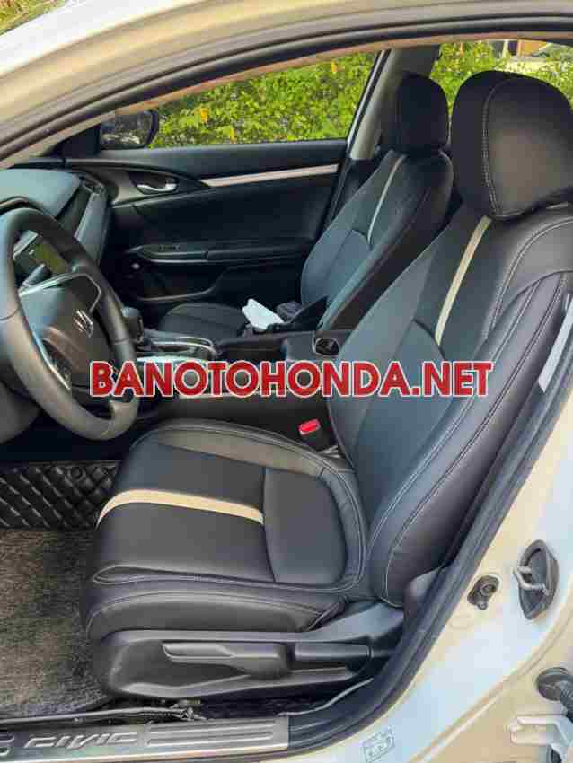 Cần bán xe Honda Civic 1.8 E 2019 Số tự động màu Trắng
