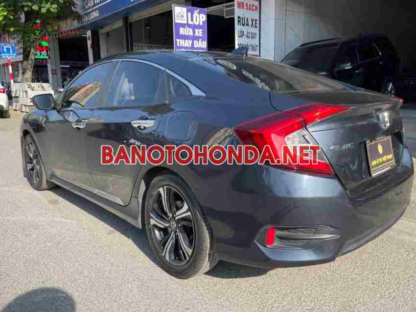 Cần bán gấp Honda Civic 1.5L Vtec Turbo năm 2018 giá cực tốt