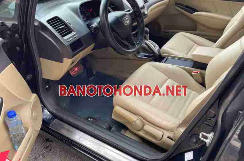 Cần bán gấp xe Honda Civic 1.8 AT 2009 màu Đen