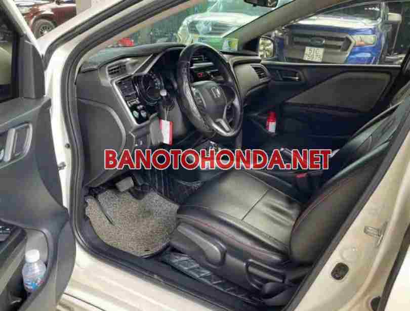 Cần bán xe Honda City 1.5 AT màu Trắng 2017