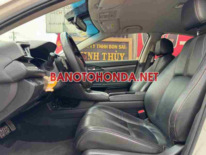 Cần bán xe Honda Civic RS 1.5 AT đời 2019