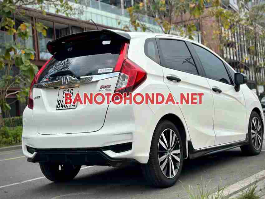 Cần bán gấp xe Honda Jazz RS 2018 màu Trắng