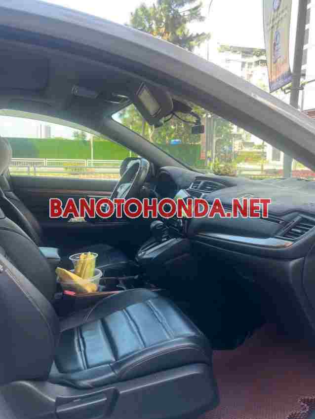 Cần bán xe Honda CRV L màu Trắng 2018