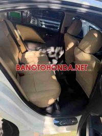 Cần bán gấp xe Honda Civic 1.5G Vtec Turbo 2018 màu Trắng