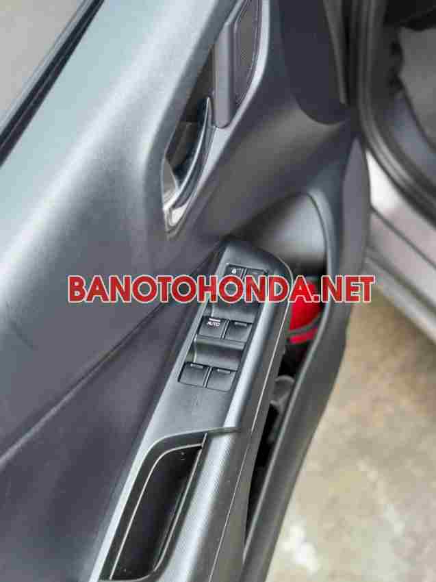 Cần bán gấp xe Honda City 1.5 AT 2016 màu Nâu